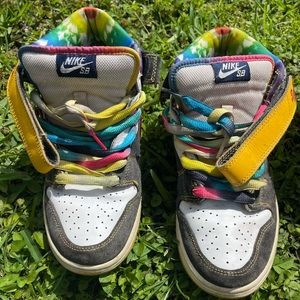 Nike SB Mid Tye-Die size 8 🎨 🔥
